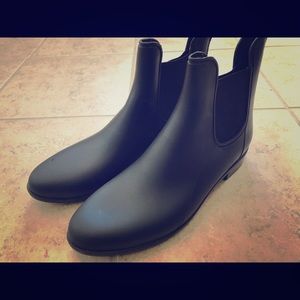 Black Rain Boots